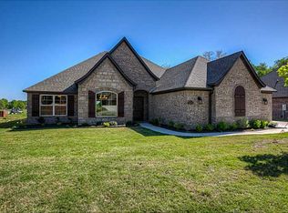 5604 SW Gunstock Rd, Bentonville, AR 72712