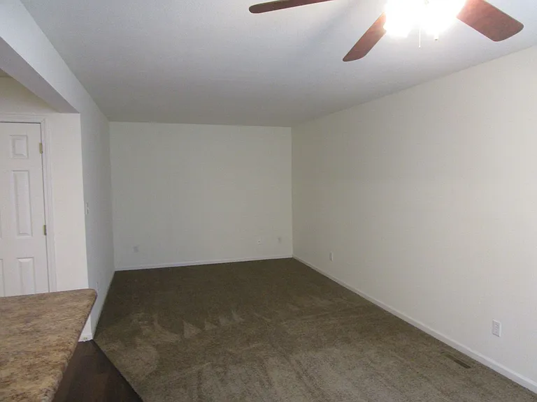 2409-2411 Northampton Dr. — Photo 11