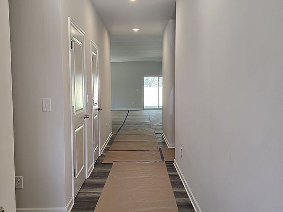 5th image of 239 Swan Lake Rd