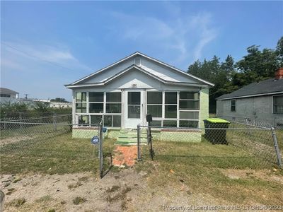 305 Wilson Ave, Spring Lake, NC, 28390
