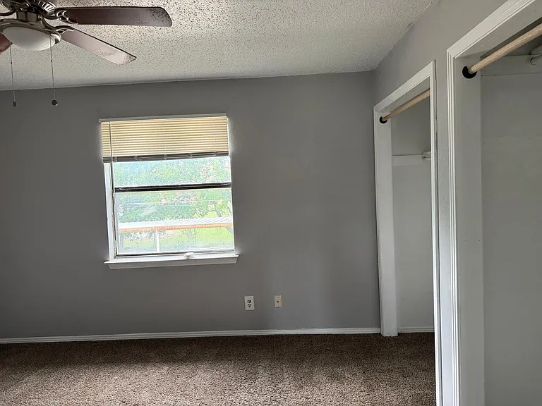 5907 Shadydell Dr #5907 — Photo 12