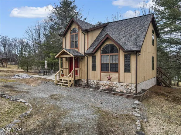 45 Brentwood Dr, Lake Ariel, PA 18436