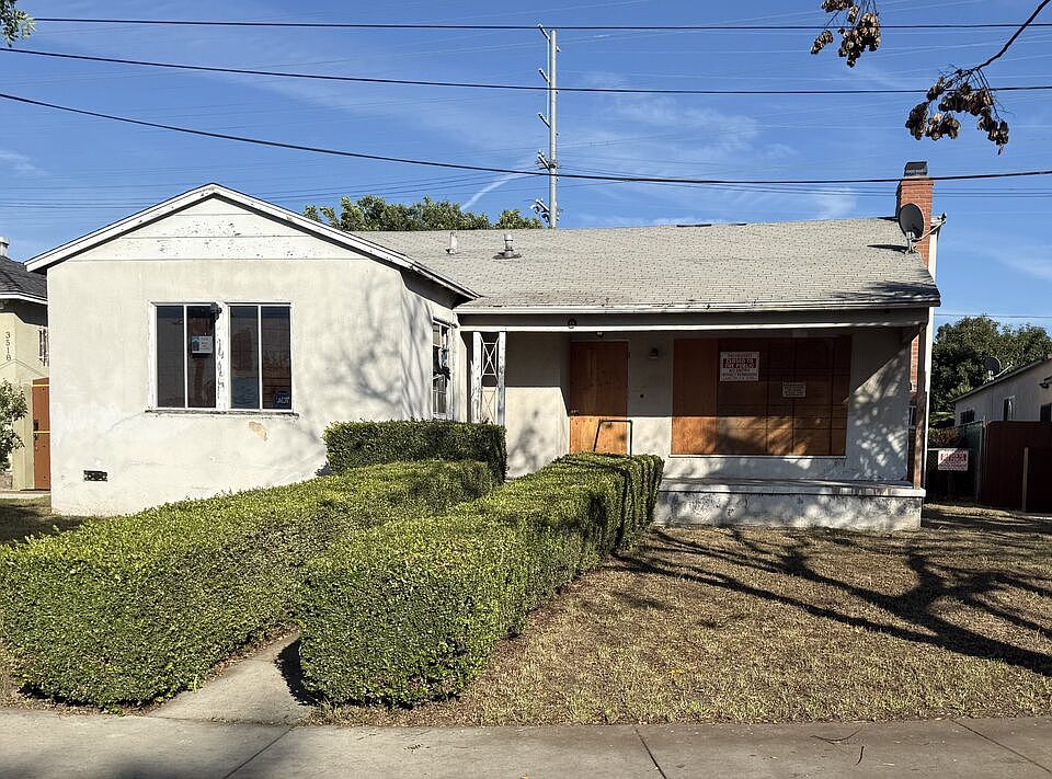 1st image of 3520 Carmona Ave