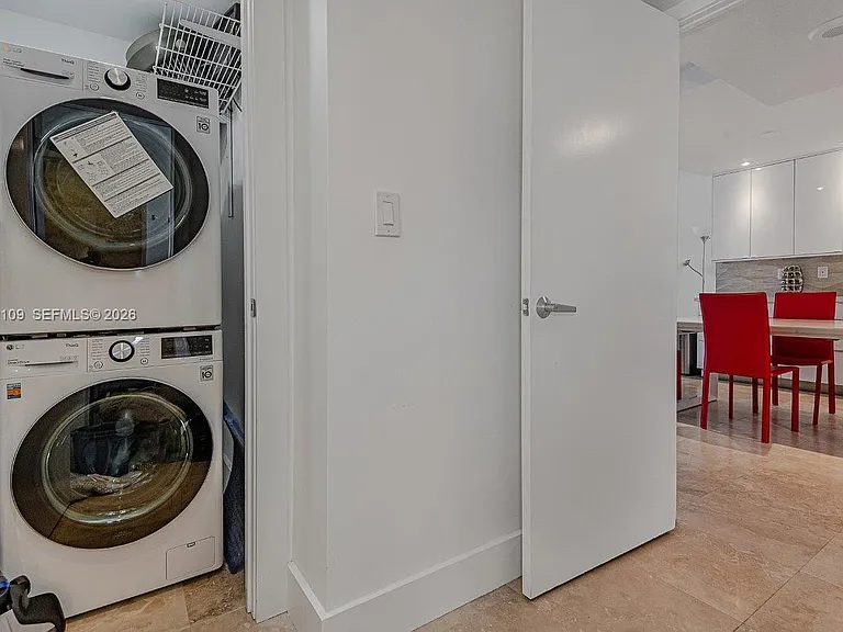 2301 Collins Ave #1515 — Photo 13