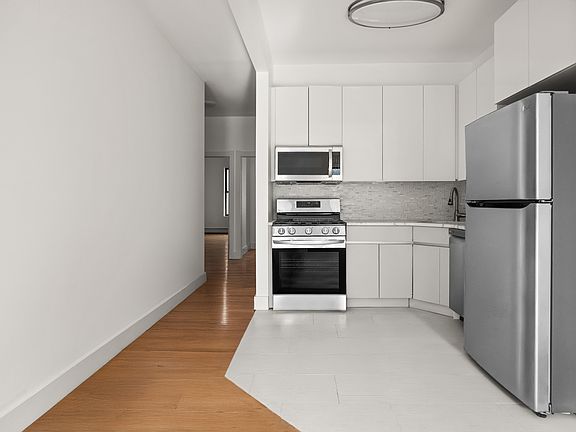 3rd image of 1401 Atlantic Ave #2