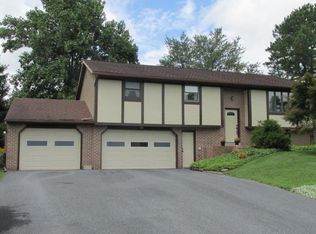 22 Dogwood Cir, Elizabethtown, PA 17022