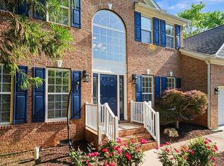 216 Chieftain Dr, Holly Springs, NC 27540