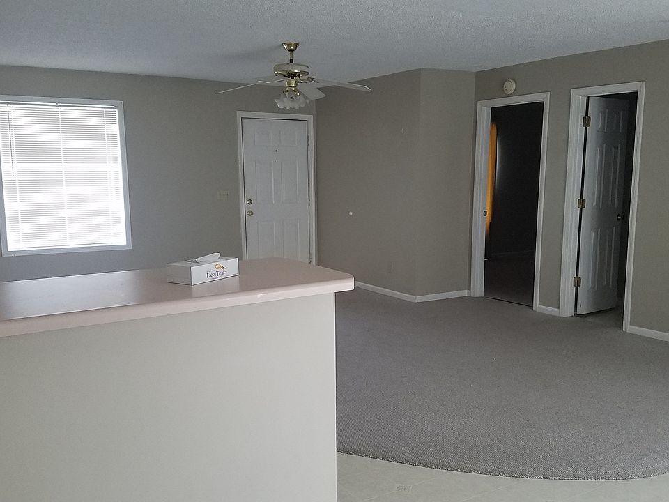 1st image of 1010 Northwood Dr #A