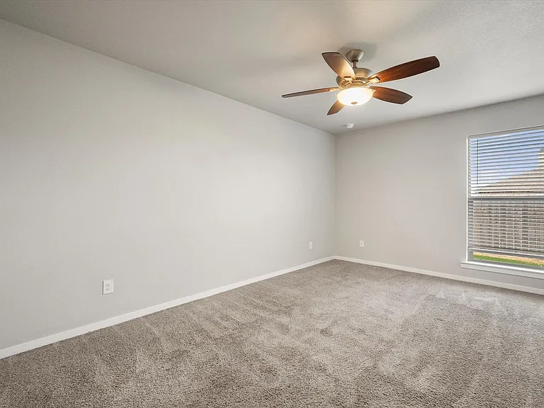 14409 Avenue X St — Photo 10