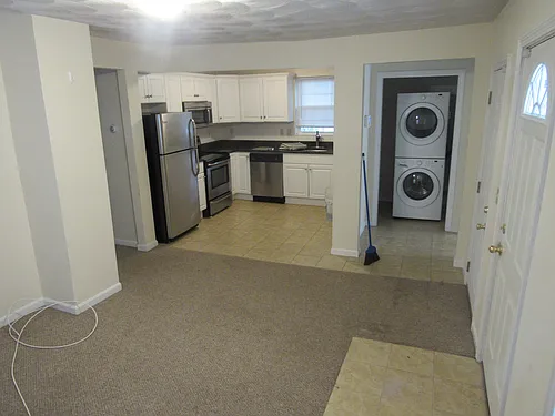 71 Pembroke Ave #1 Photo 1 71 Pembroke Ave #1 Photo 1