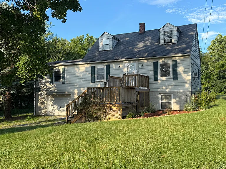 198 Garber Ln — Photo 1