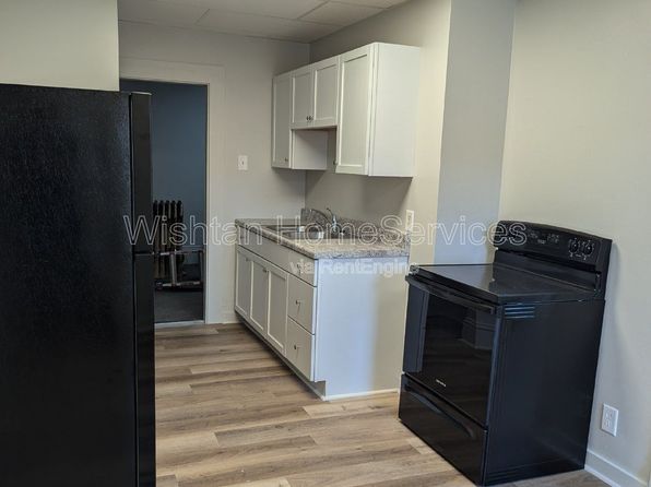301 E Main St APT 25
