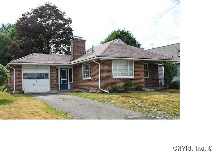 1st image of 24 Yong St