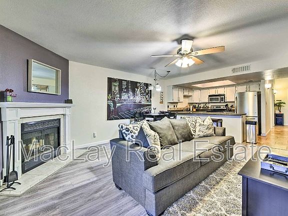 4th image of 250 W Juniper Ave Unit 19