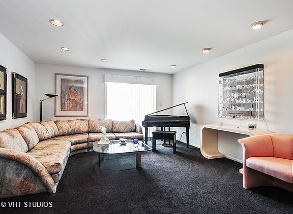 3rd image of 4757 Howard St APT 205B