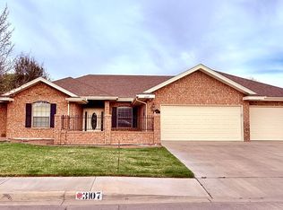 3107 Onate Rd, Roswell, NM 88201