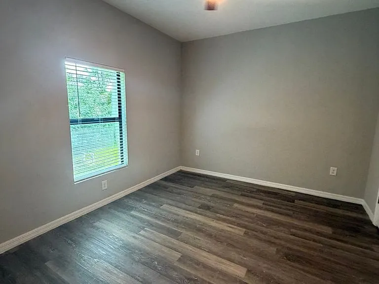 5228 29th St SW — Photo 15