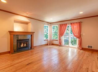 13720 Midvale Ave N, Seattle, WA 98133