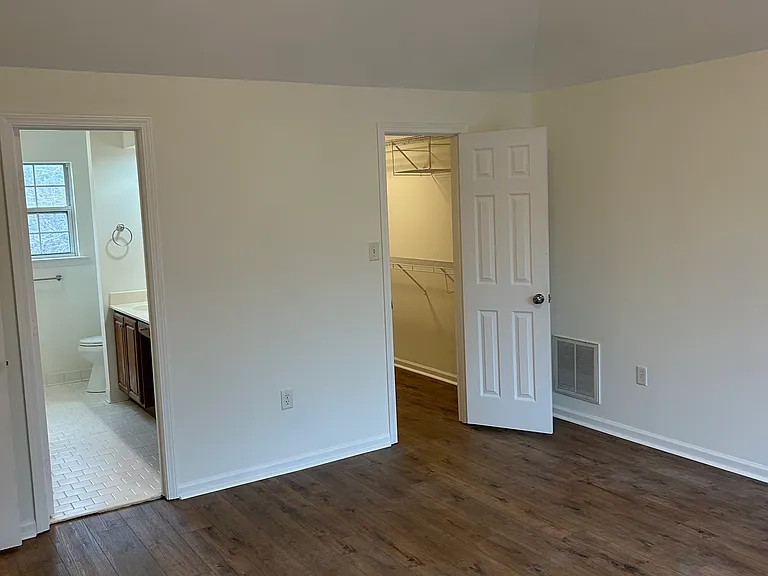 8 Old Fort Way — Photo 18