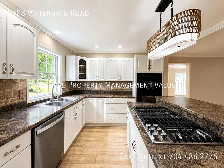 9608 Watergate Rd — Photo 16