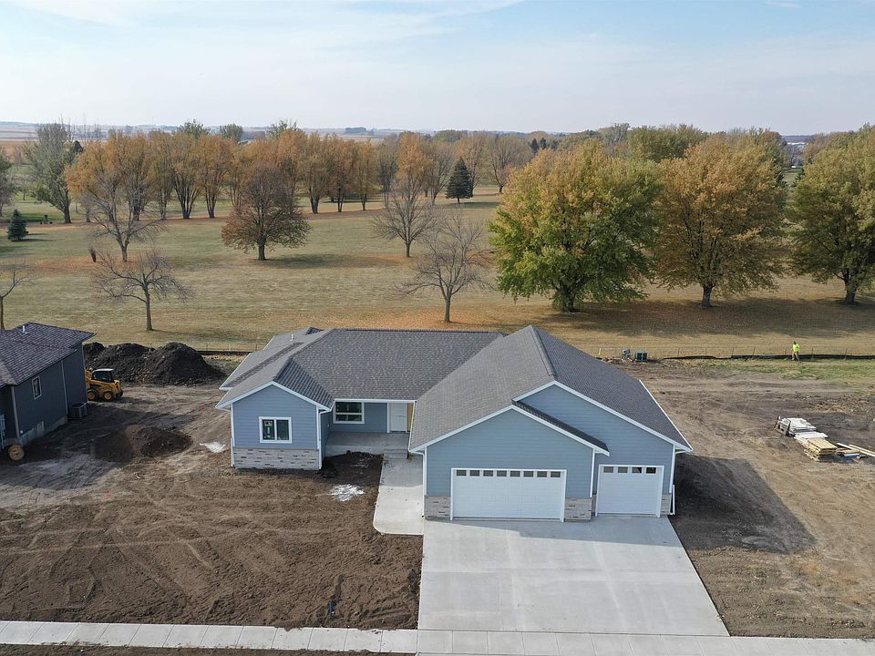 609 S Allen Ave, Colman, SD 57017 MLS 22300905 Zillow