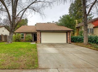 1575 Pebblewood Dr, Sacramento, CA 95833