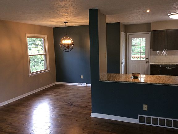 4th image of 2984 Tuscaloosa Ln