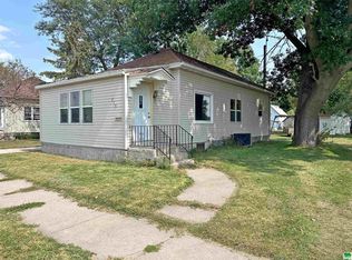 715 Oneida St, Storm Lake, IA 50588