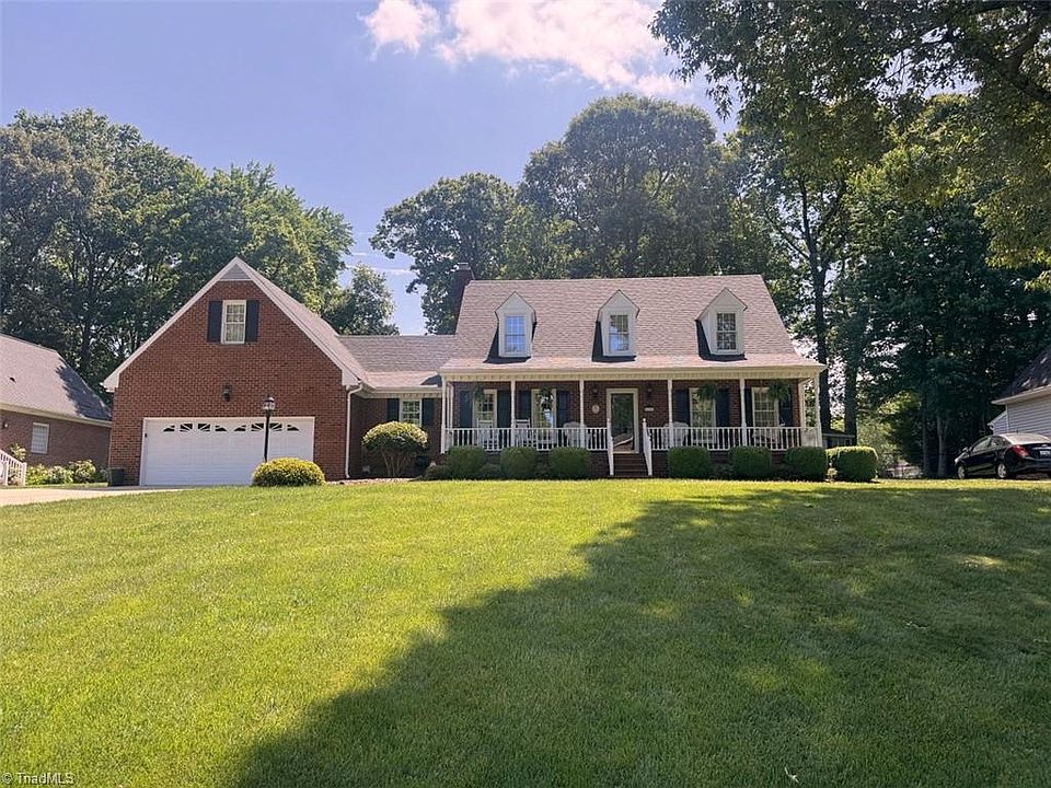 1st image of 410 Hazelwood Dr