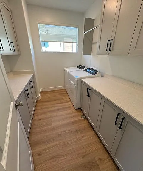 A Laundry room to die for!!