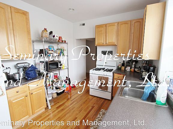 2nd image of 3455 N Bosworth Ave Fl 2nd