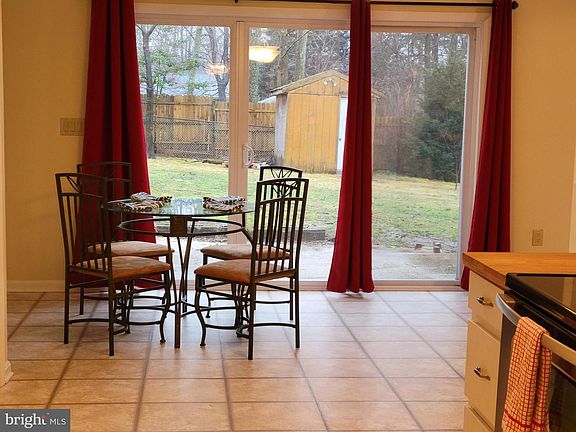 3rd image of 608 Topland Dr