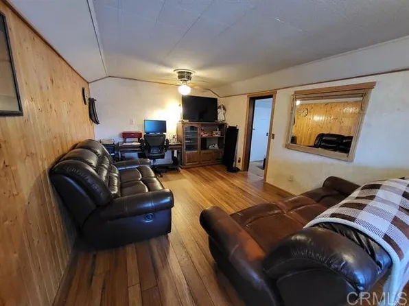 37802 Clover Trl, Boulevard, CA 91905