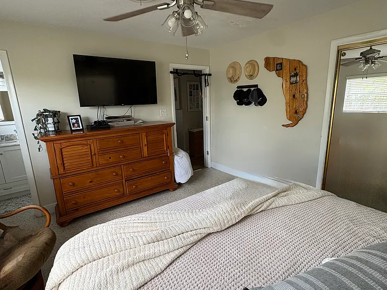 411 Atlantis Dr — Photo 6