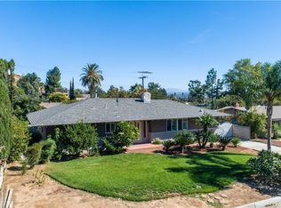 5385 Peacock Ln, Riverside, CA 92505