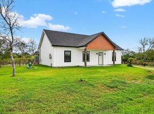 478 Saint Charles Loop W, Rockport, TX 78382