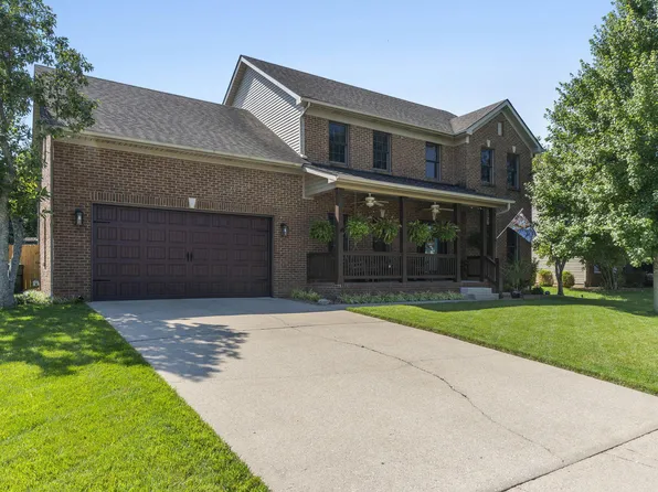 212 Locust Grove Way, Versailles, KY 40383