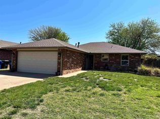 2805 Williamsburg, Enid, OK 73703