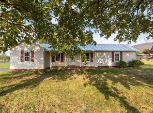 128 Purple Cow Rd, Waynesboro, VA 22980