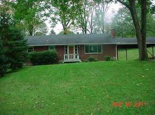 36 Pine Bluff Dr, Dayton, OH 45440