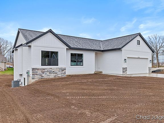 2nd image of 10764 Lance Ave