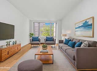 331 E Houston St APT 8D, New York, NY 10002