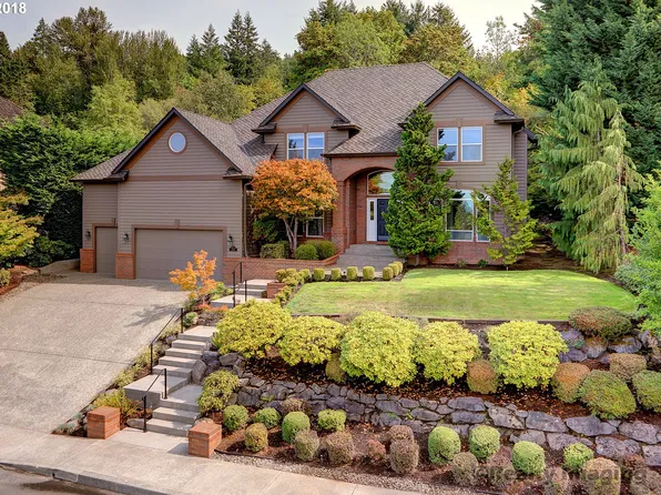 322 NW 83rd Pl, Portland, OR 97229