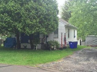 137 Hillcrest St, Ravenna, OH 44266