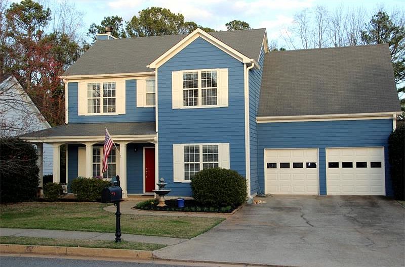 1st image of 358 Silverthorn Dr NW
