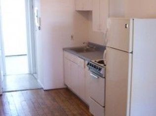 601 Grove St APT 4L, Jersey City, NJ 07310