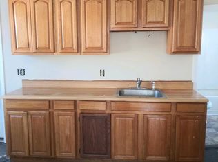 337 3rd Ave APT 3F, Woonsocket, RI 02895