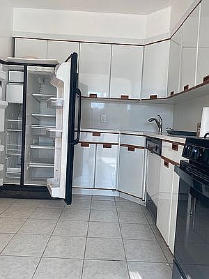 2nd image of 4627 Kings Hwy #2