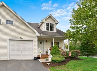 1 Sycamore Pl #23B, Plainville, MA 02762