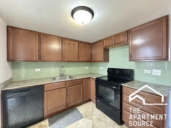 7630.5 N Milwaukee Ave #3B, Niles, IL 60714